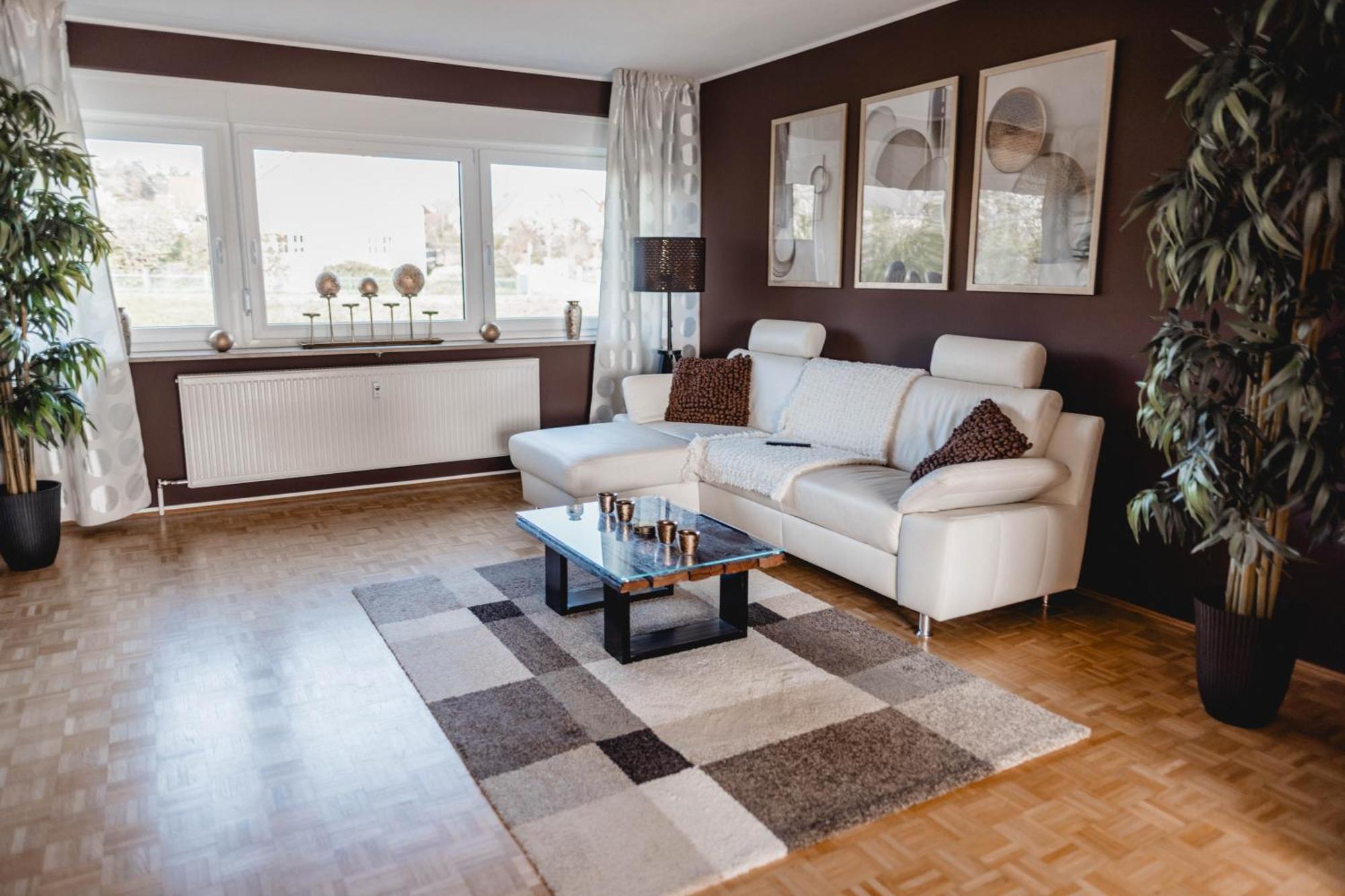 Me Homes - Grosse Moderne Designer-Wohnung Fuer Urlaub Und Business - Mit Kueche, Buero, Balkon Und 2 Parkplaetzen Bayreuth Exterior foto